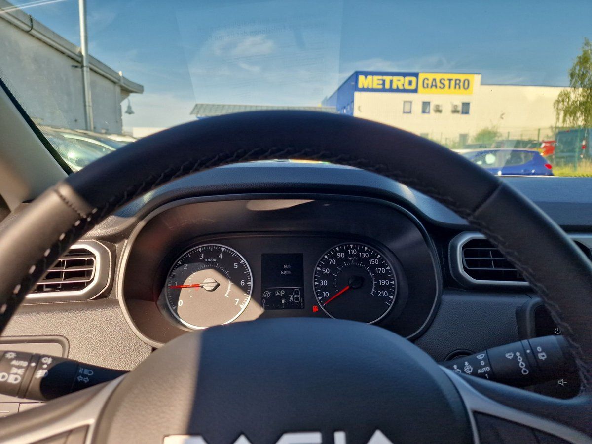 Dacia Duster TCe 150 EDC - Samsaru's Car Outlet