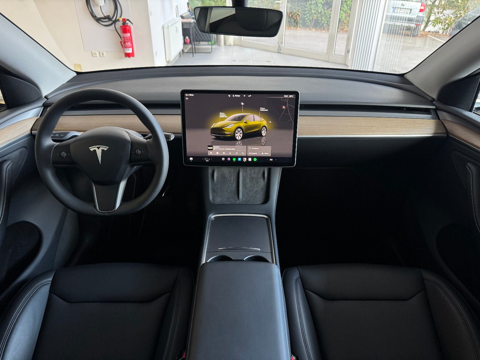 Tesla Model Y Long Range Dual Motor AWD MidnightCherry