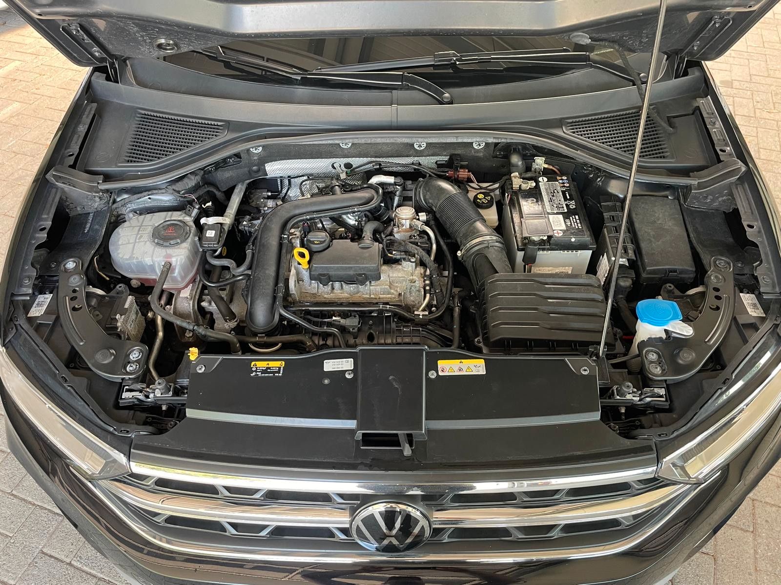 Volkswagen T-Roc 1.0 TSI Style - Samsaru's Car Outlet