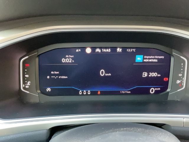 Volkswagen T-Roc 1.5 l TSI OPF Move - Samsaru's Car Outlet