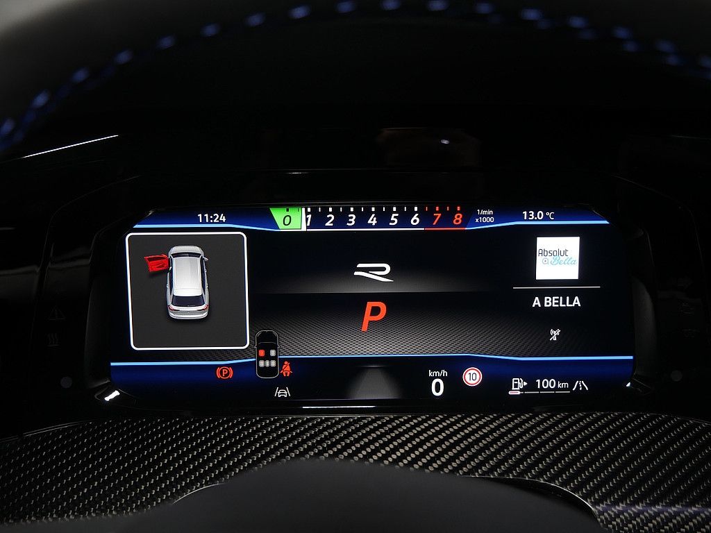 Volkswagen Golf Variant R 2.0 TSI 4Motion DSG PANO AHK MATR