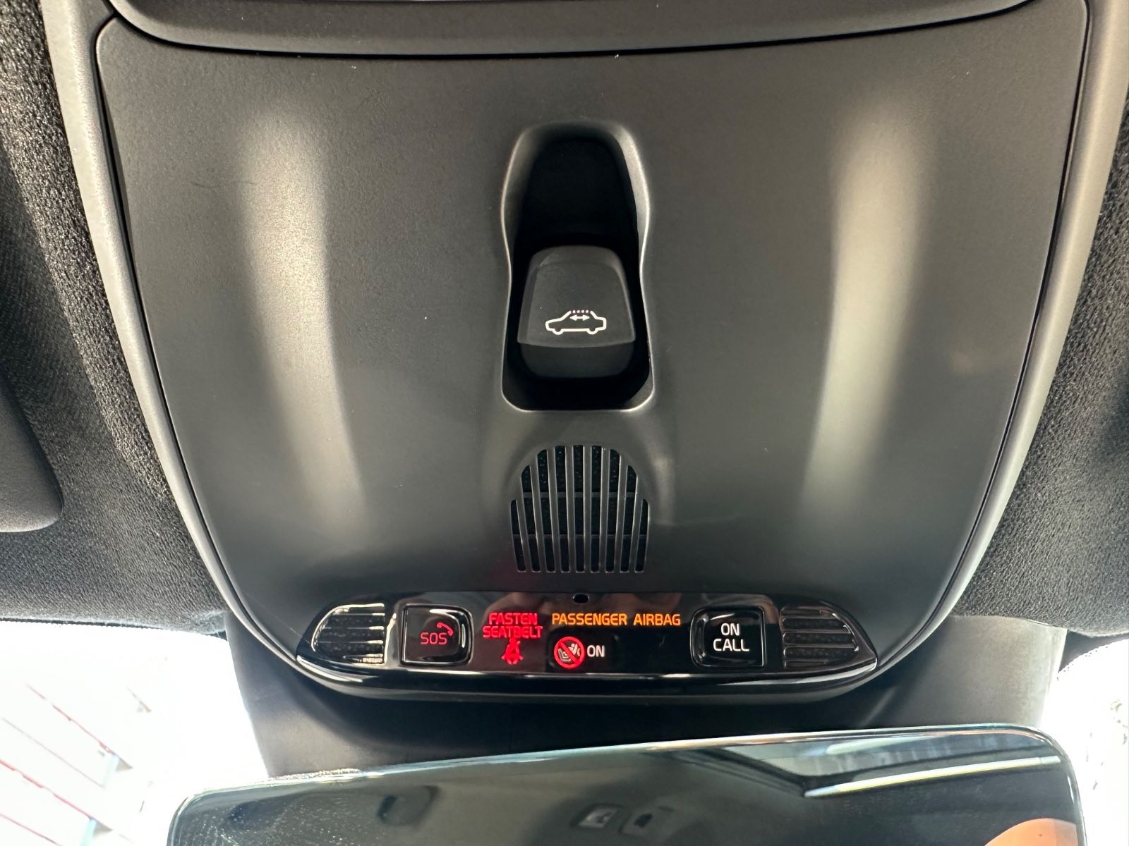 Volvo XC40 R-Design - Samsaru's Car Outlet