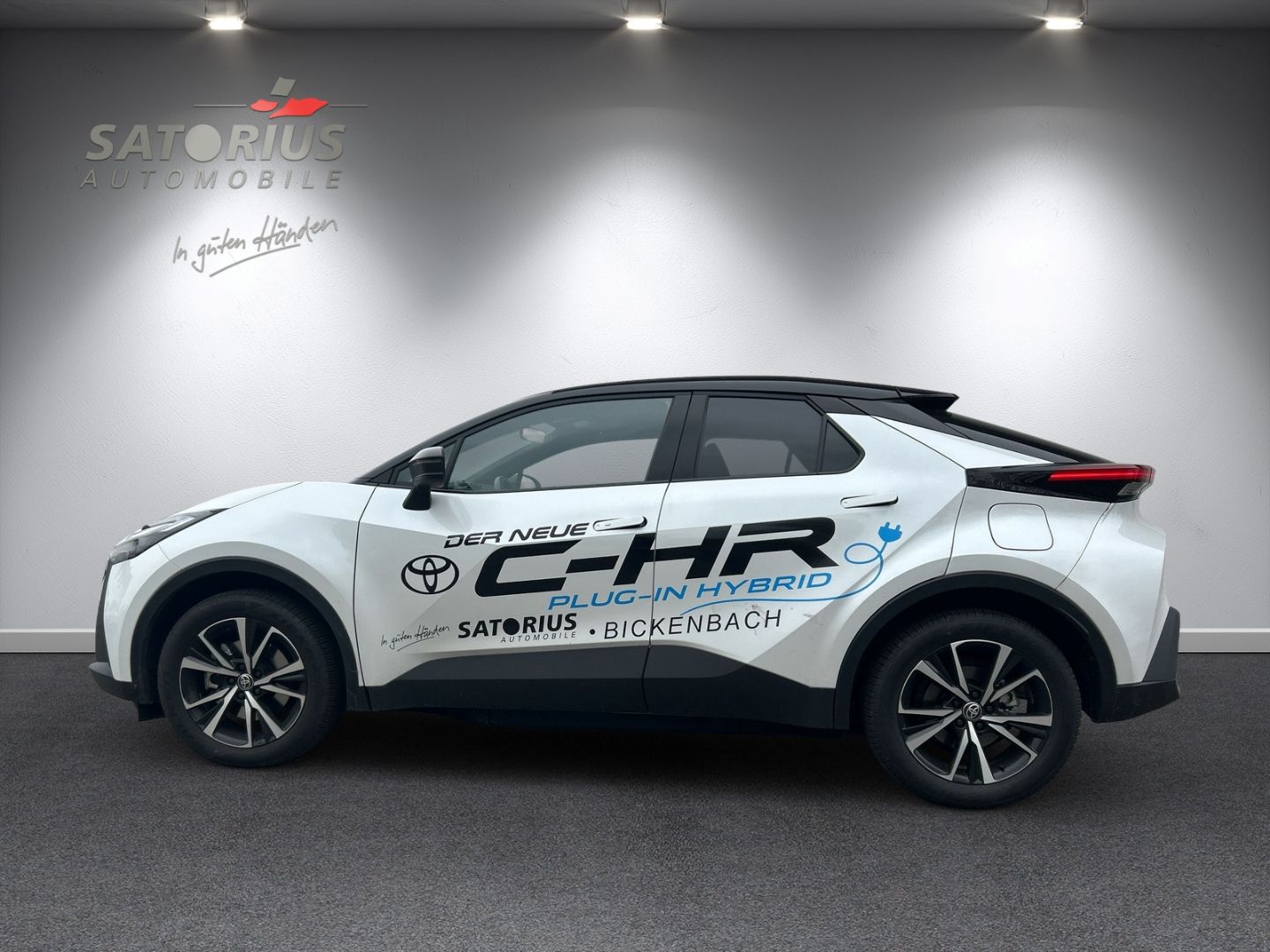 Toyota C-HR Plug-In Hybrid FWD Team Deutschland Navi LE