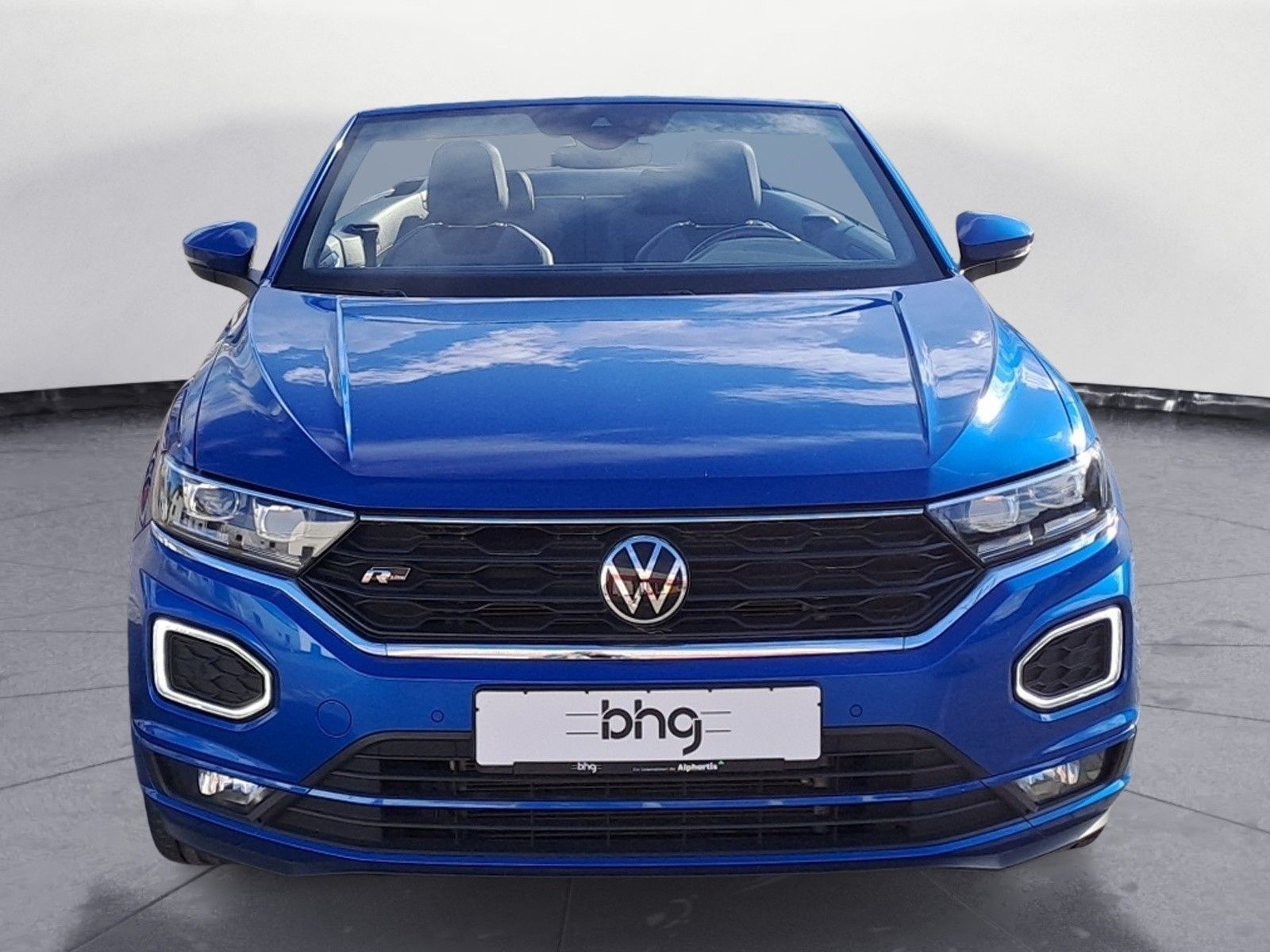Volkswagen T-Roc R-Line 1.5 TSI - Samsaru's Car Outlet
