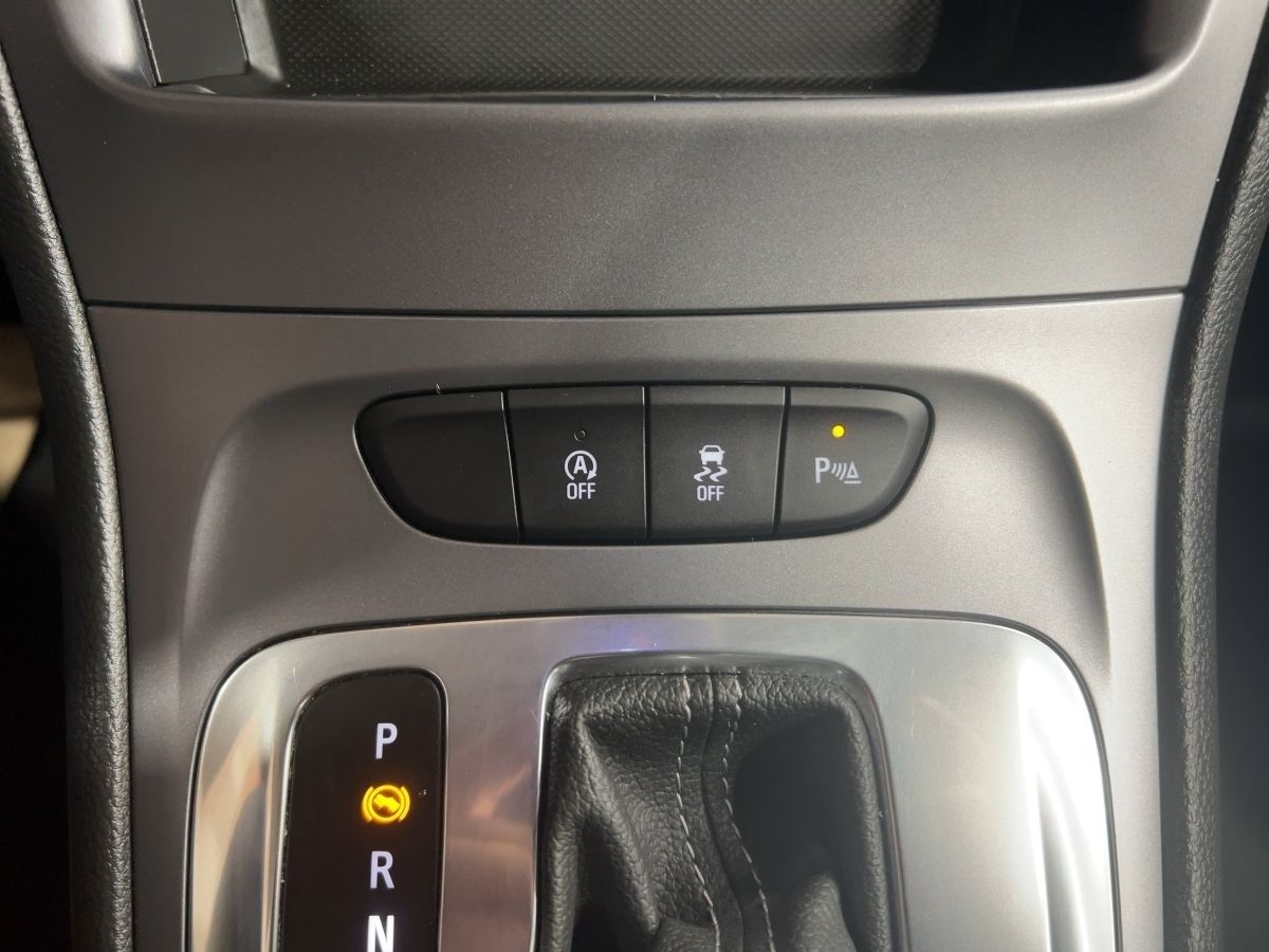 Opel Astra K SPORTS TOURER BUSINESS EDITION - Samsaru's Car Outlet