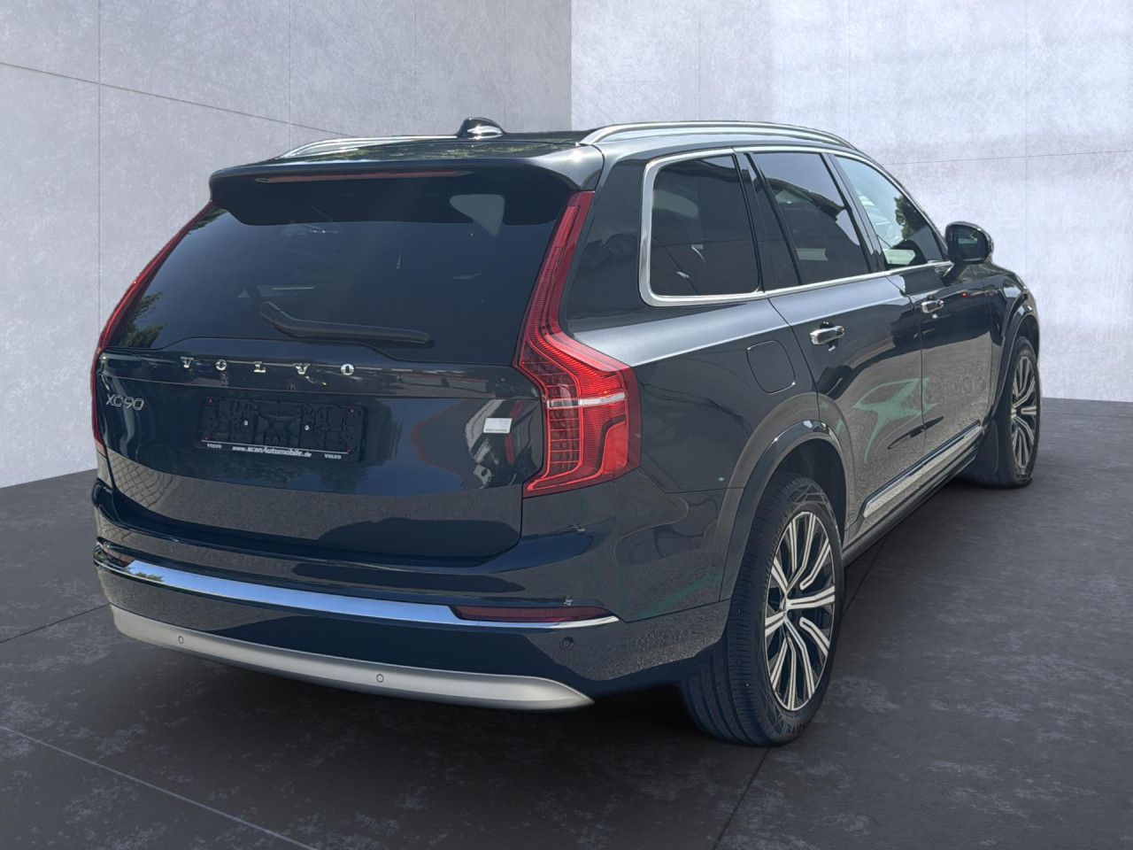 Volvo XC 90 Plus Bright Recharge Plug-In Hybrid AWD