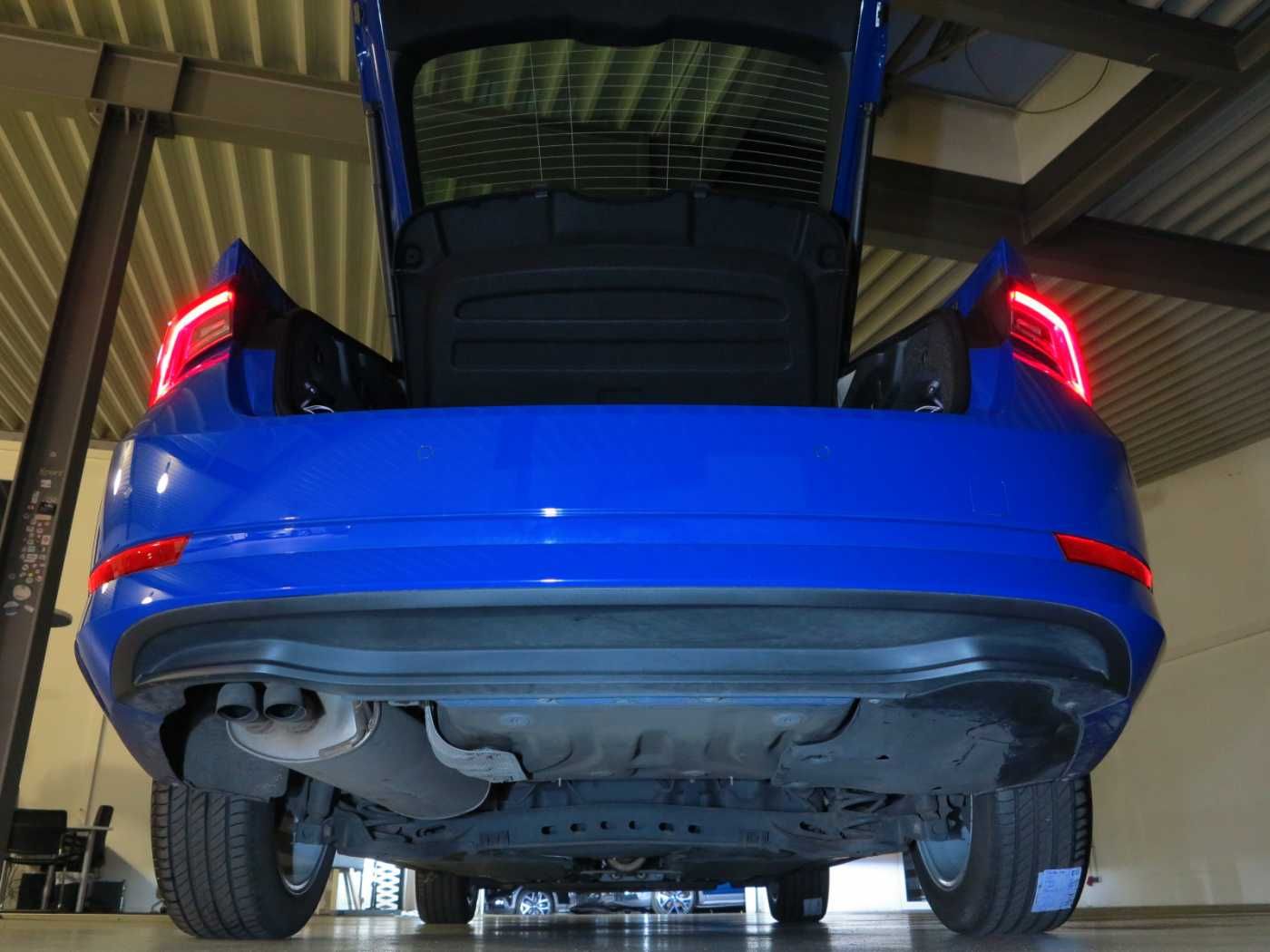 Skoda Octavia 2.0 TDI SCR DSG7 Style Navi ACC DAB LM17