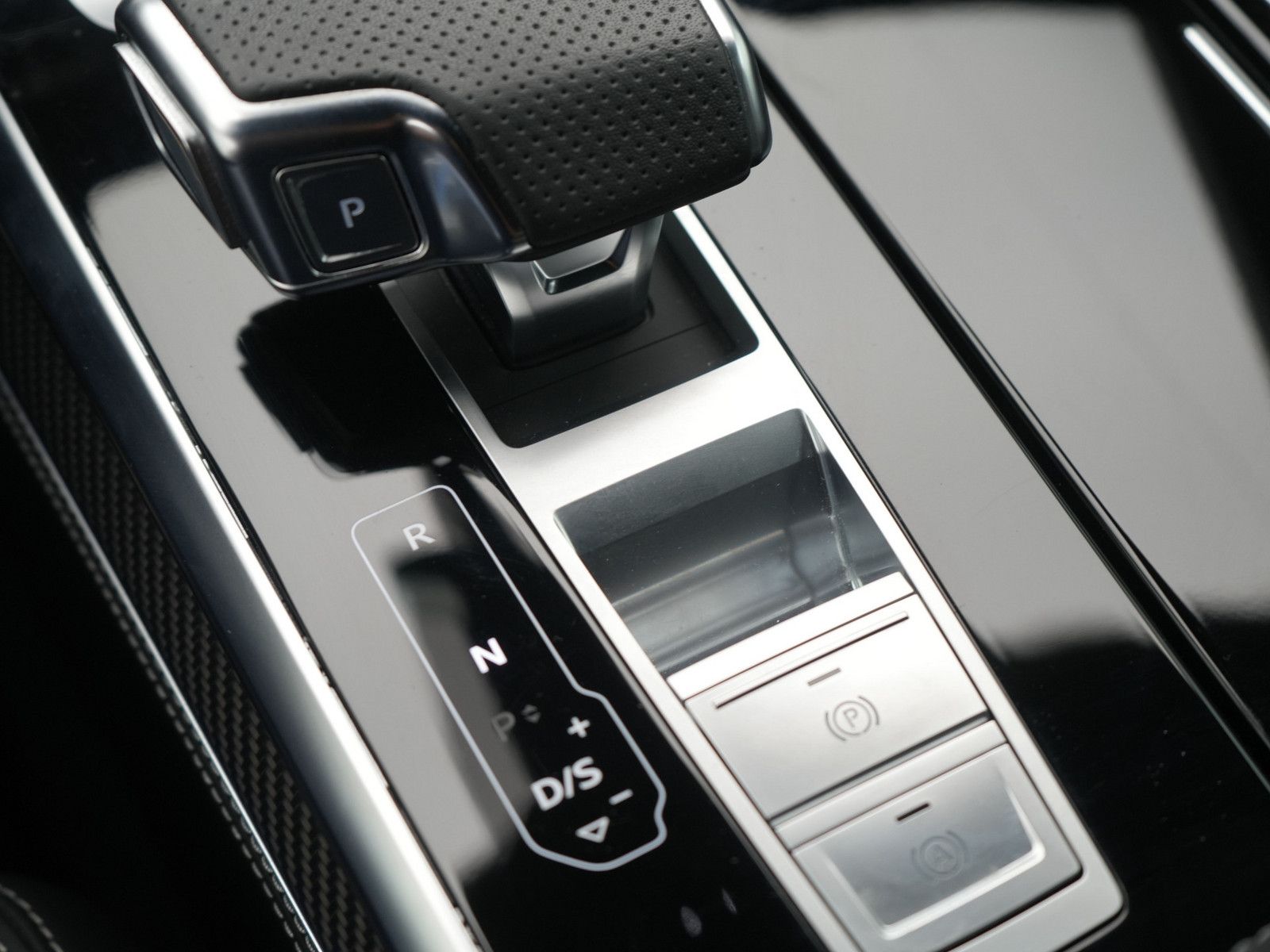 Audi RS Q8 305KM/H AHK KERAMIK LUFT DYNAMIK PLUS