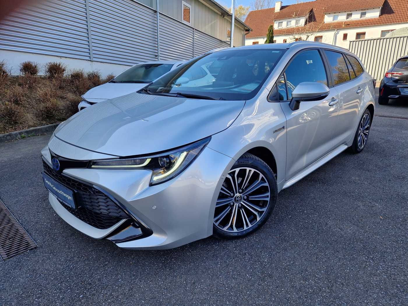 Toyota Corolla Touring Sports Hybrid - Samsaru's Car Outlet