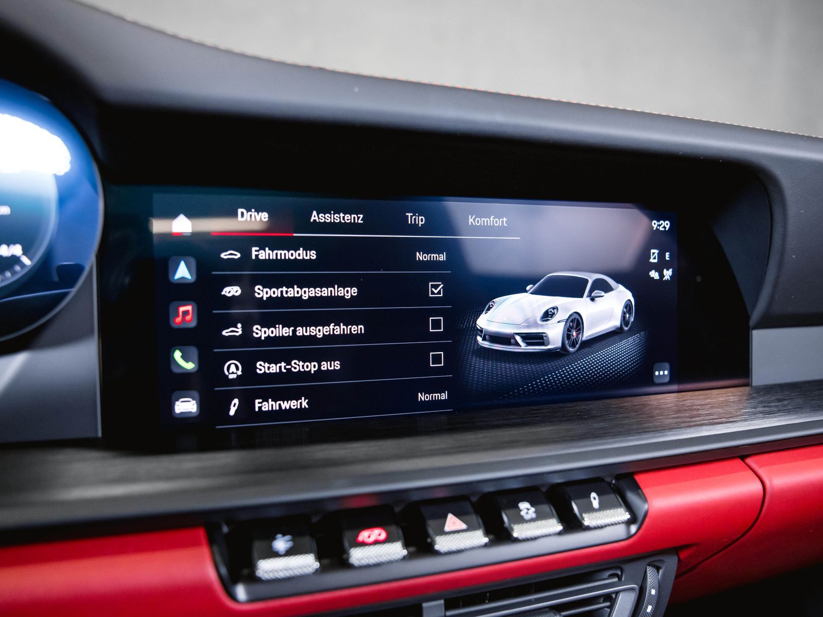 Porsche 911 Carrera 4 GTS Liftsystem BOSE Sportsitze