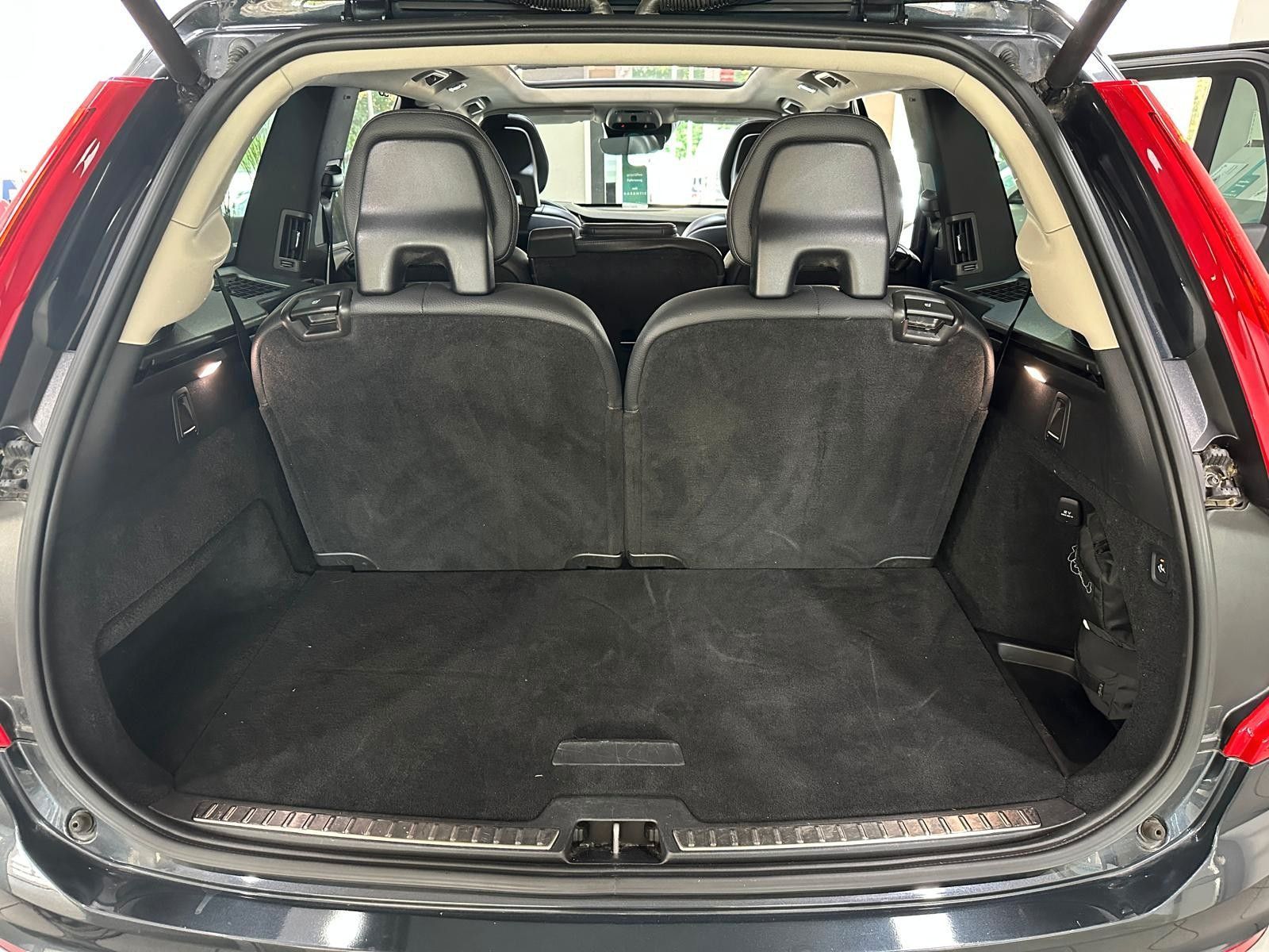 Volvo XC90 T8 Plug-In Hybrid - Samsaru's Car Outlet
