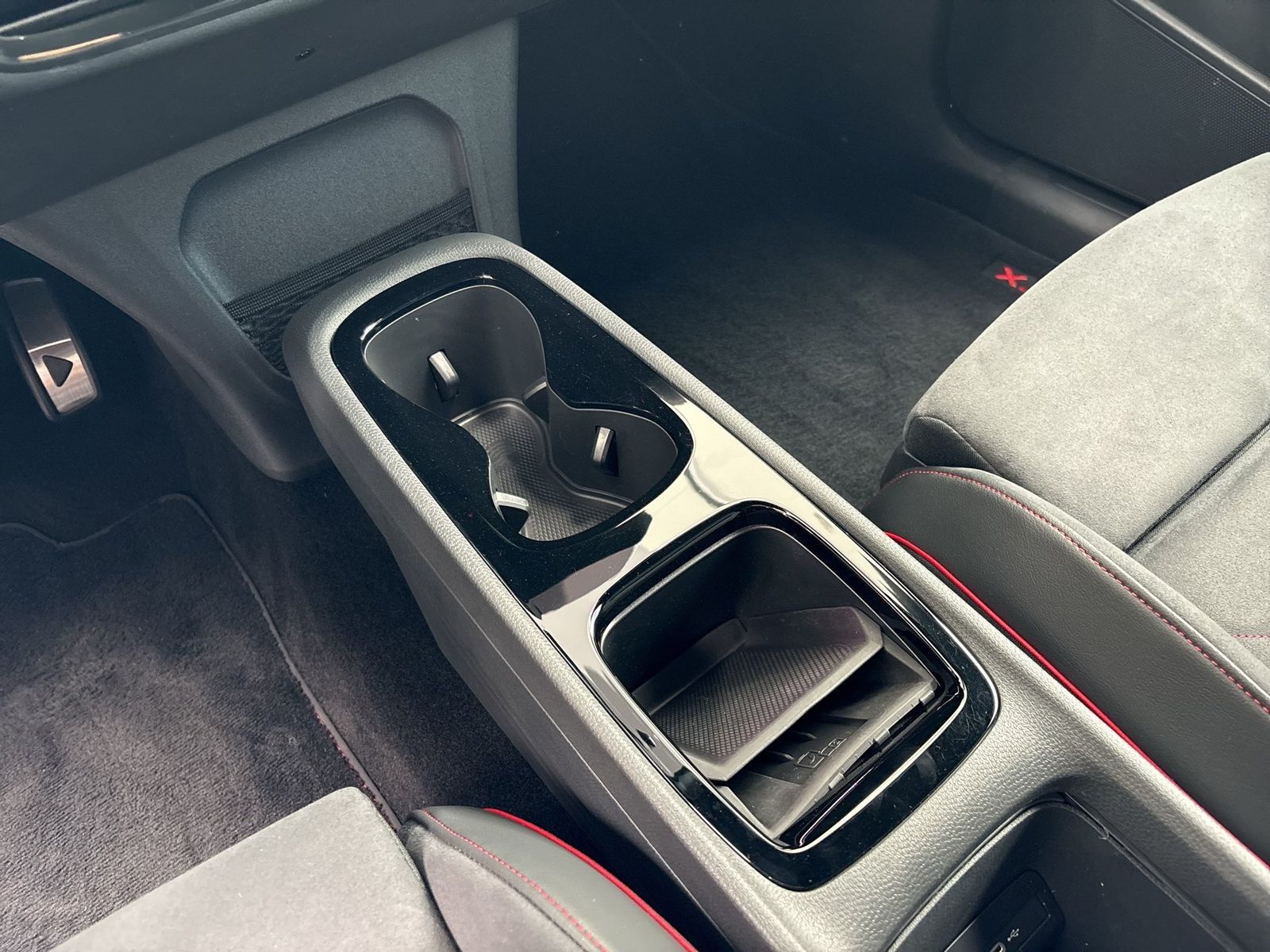 Volkswagen ID.3 GTX AHK/W-Pumpe/CarPlay/Kamera/Matrix/360