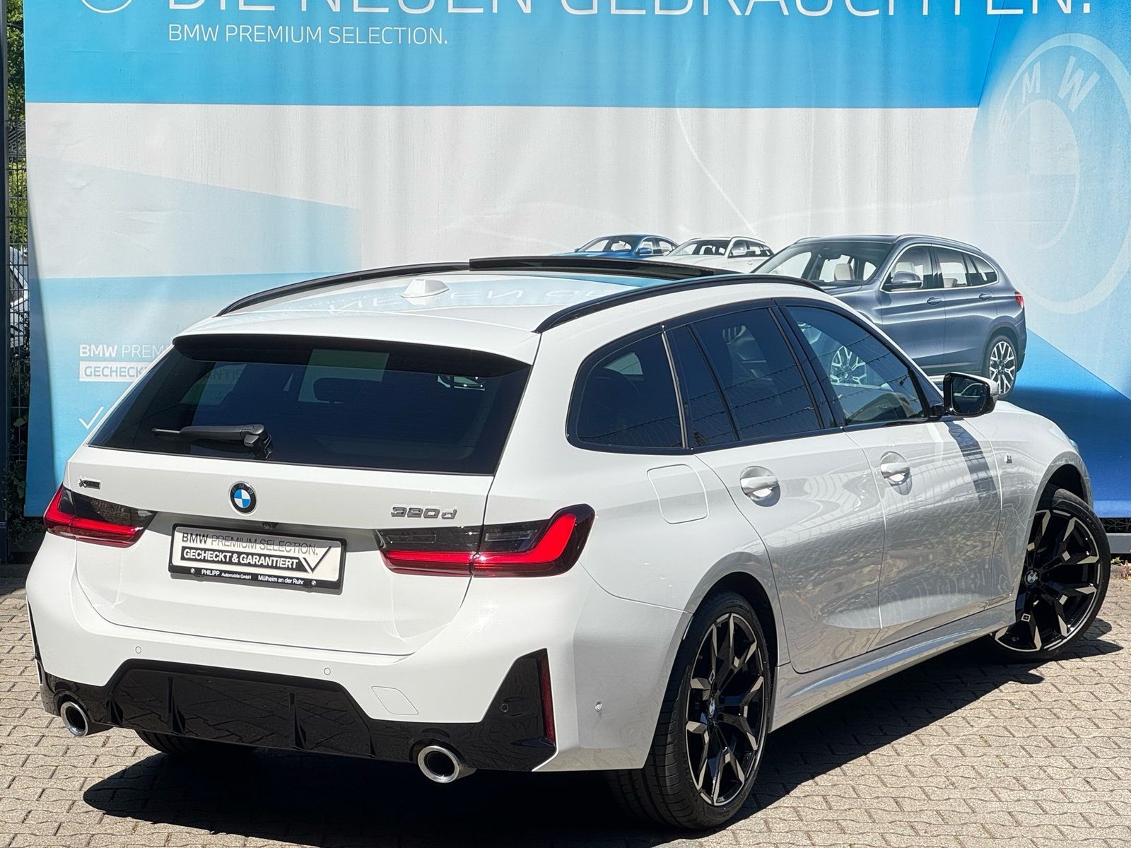 BMW 320d xDrive Tour M Sport Pano ACC AD-LED 360° 19