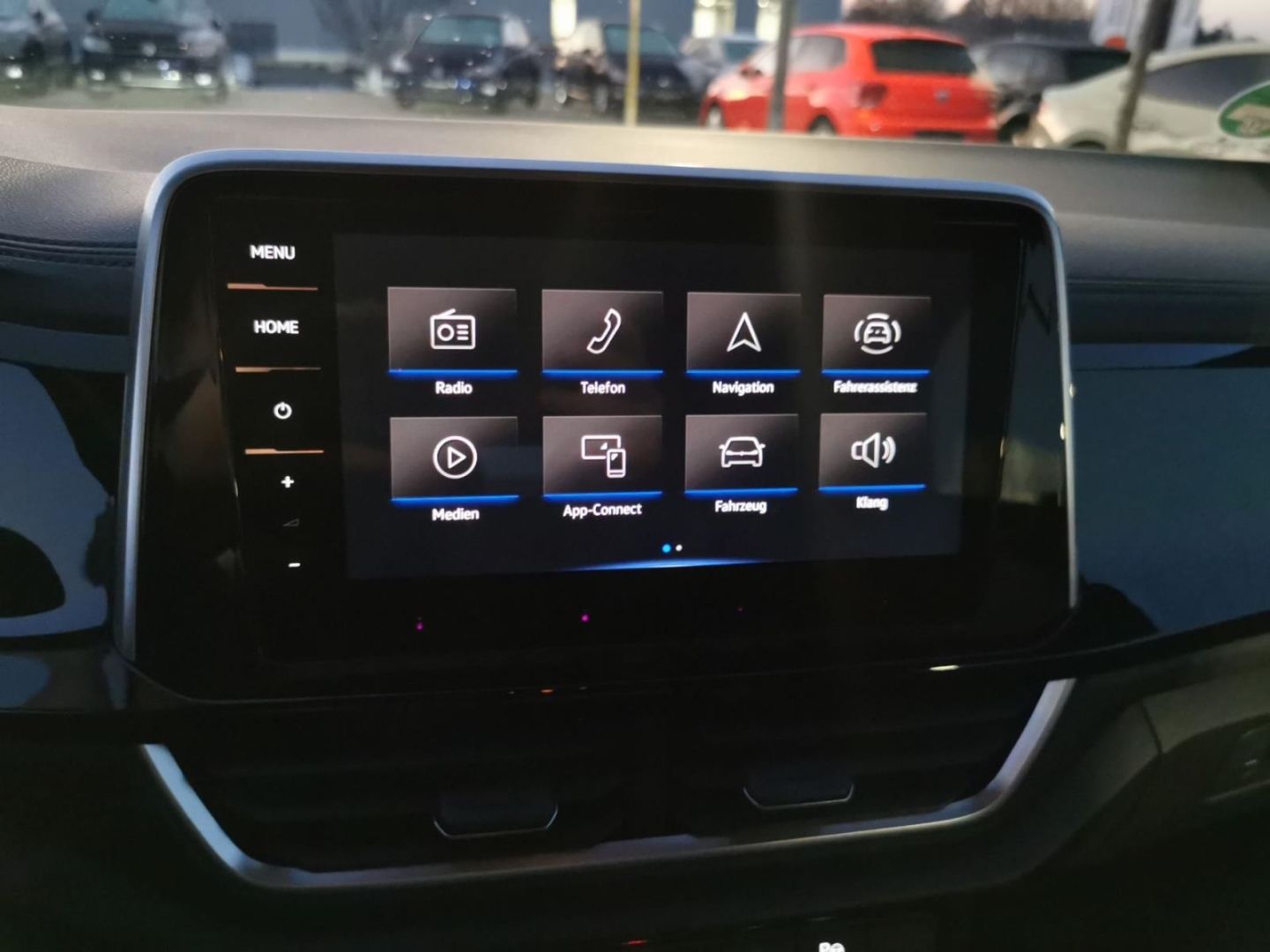 Volkswagen T-Roc R-Line - Samsaru's Car Outlet