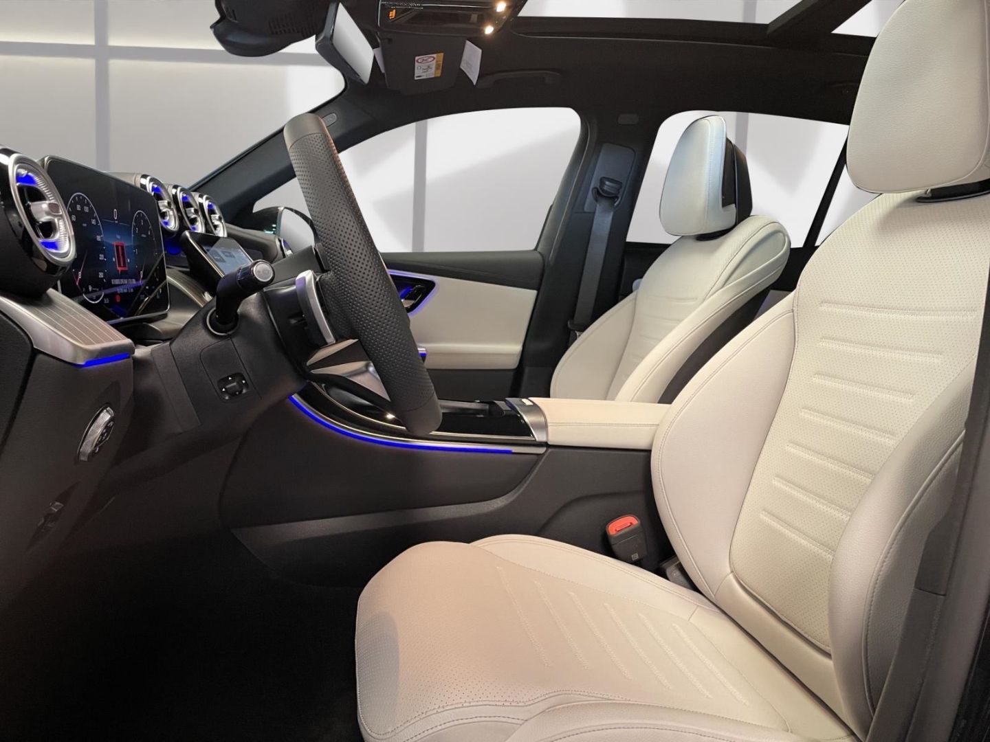 Mercedes-Benz GLC 220 d 4M EDITION AMG 20''PANO AHK DISTR 360°