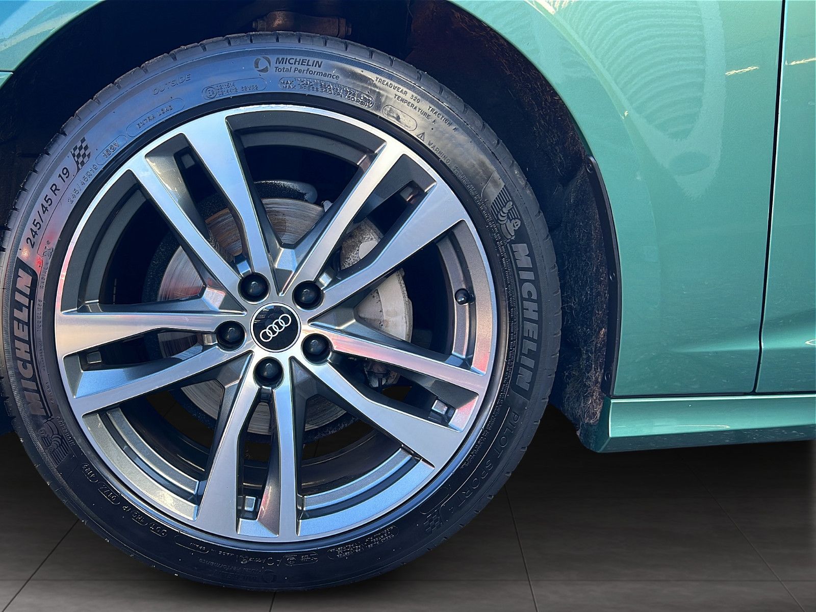 Audi A6 Avant 40 TDI S Line - Samsaru's Car Outlet