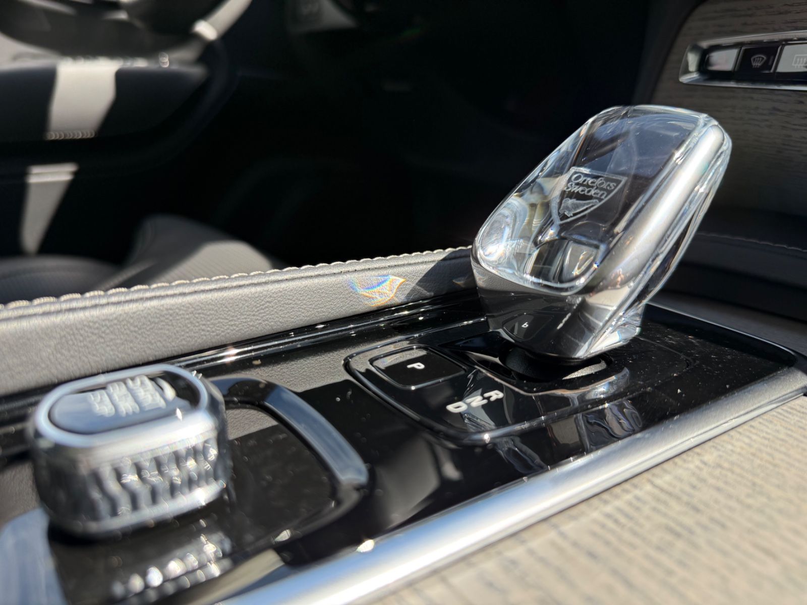 Volvo XC90 Ultra Dark T8 AWD/Pano/360°/HK/BLIS/AHK/HUD