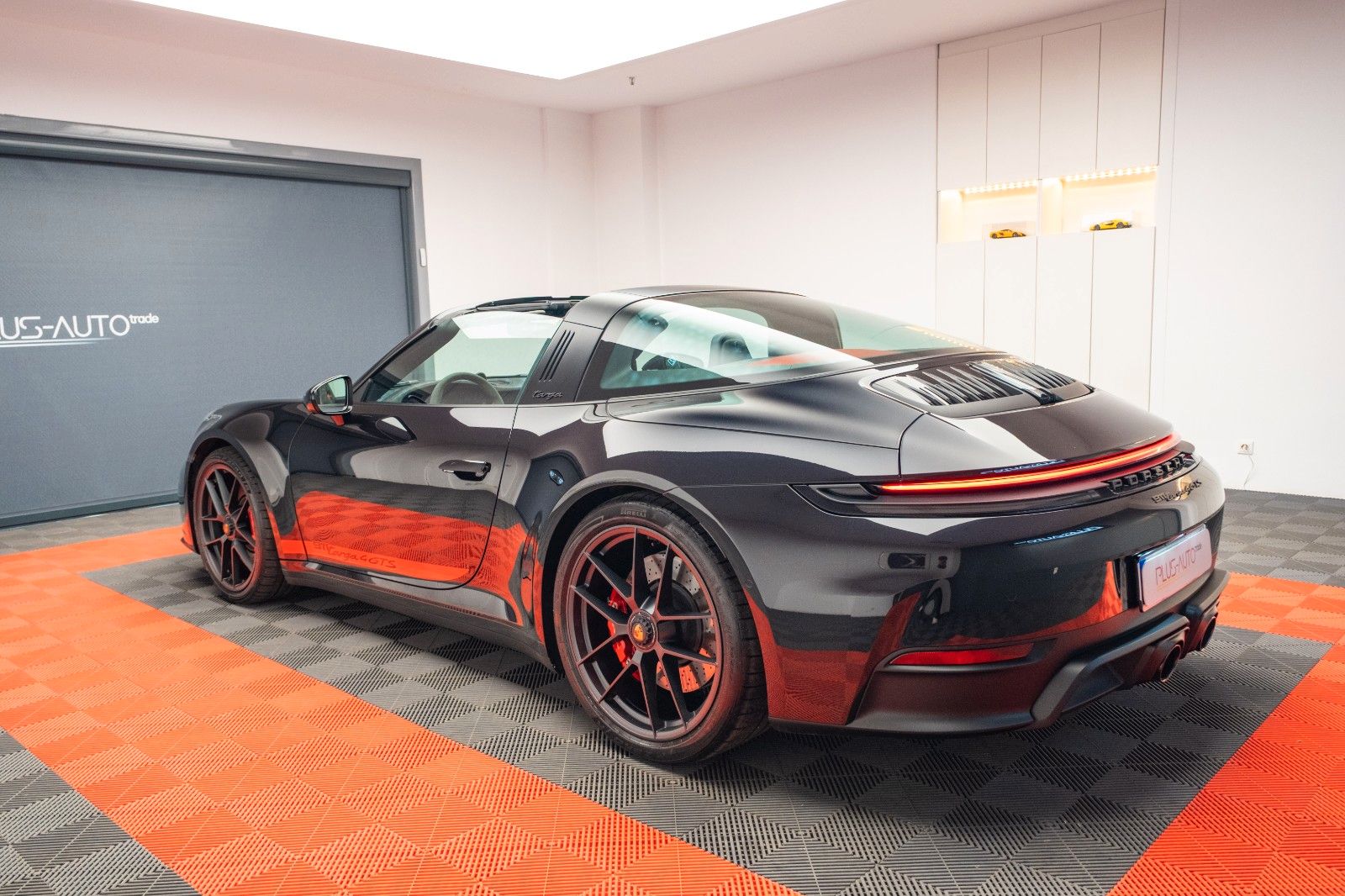 Porsche 911 Targa 4 GTS T-Hybrid