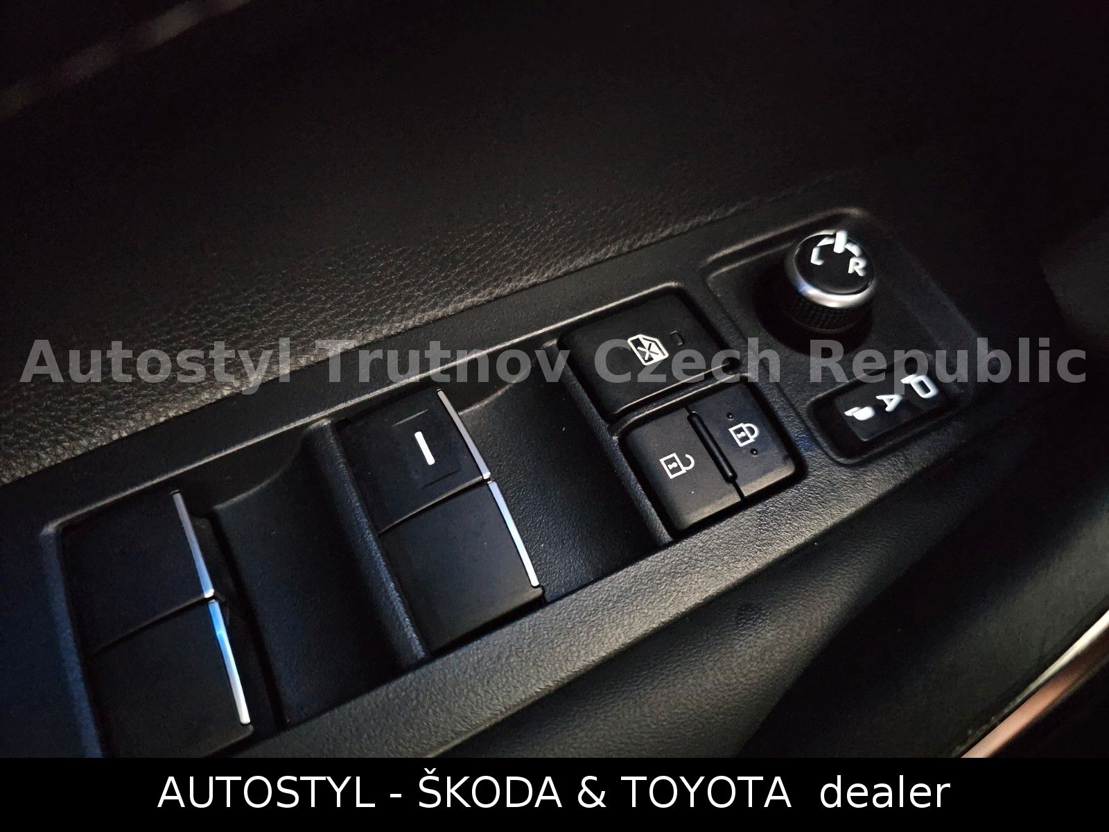 Toyota 2.0HEV 197k TS STYLE