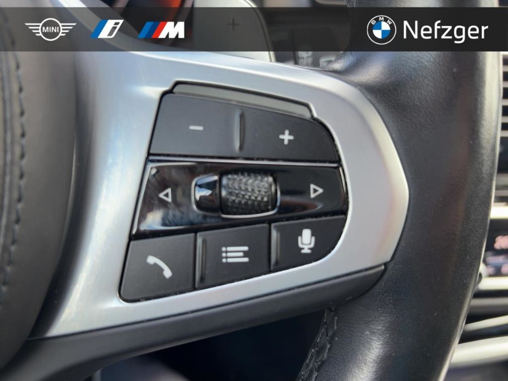 BMW 540 i xDrive Touring M Sport Head-Up Park-Assist