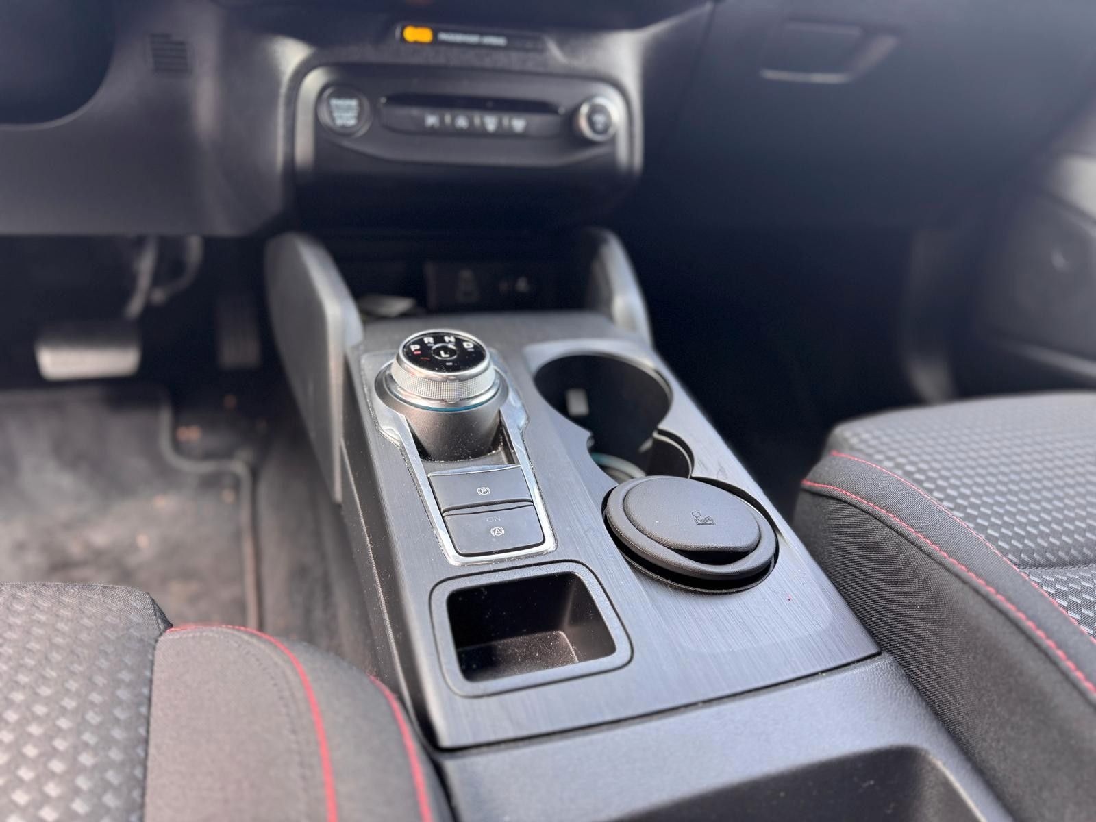 Ford Focus Limousine ST-Line ABSTANDSTEMP KAMERA SHZ