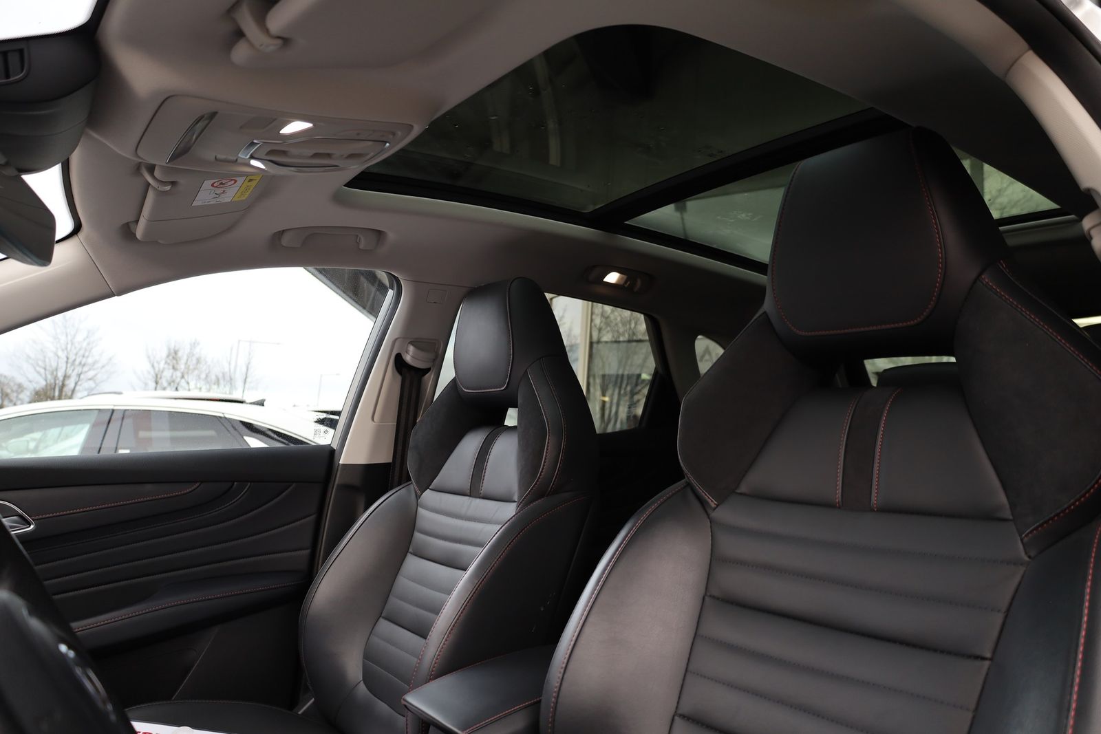 MG HS 1.5 T-GDI Luxury Aut. LED Navi Pano 360°