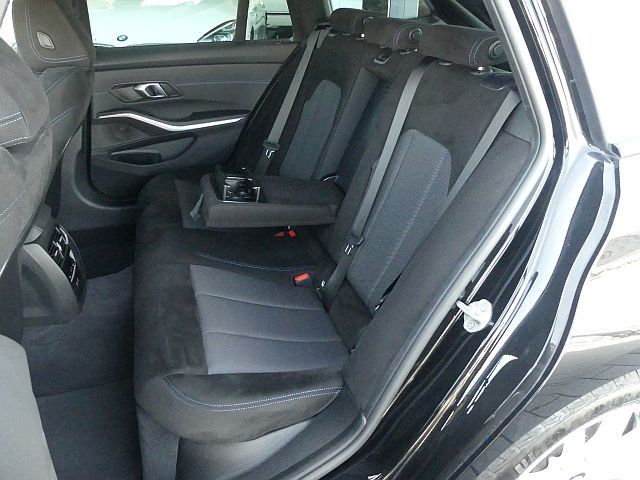 BMW 320 i Tour M Sportp. AHK°ACC°-HIFI°AdLED°Akustik