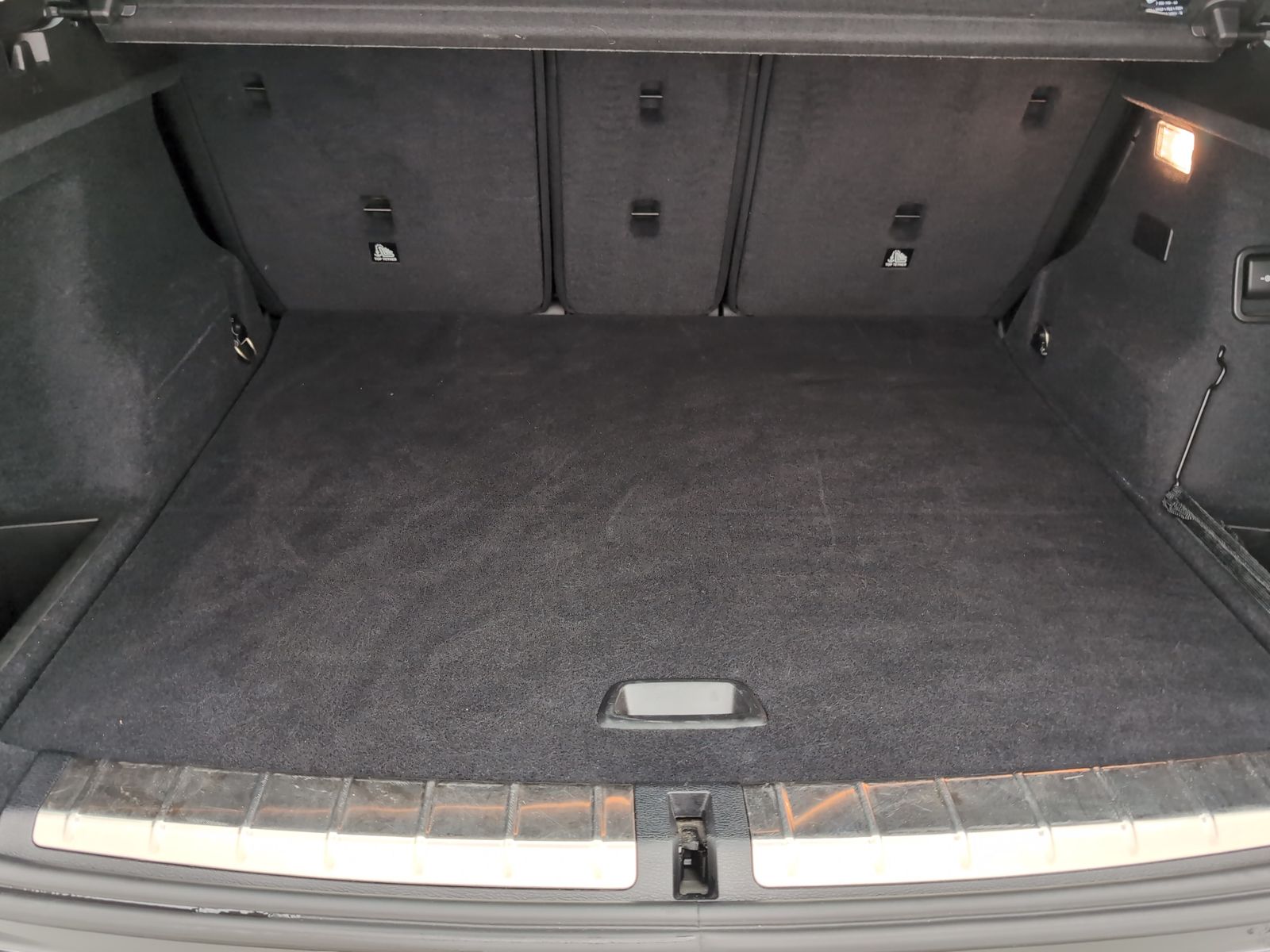 BMW X1 xDrive25e - Samsaru's Car Outlet