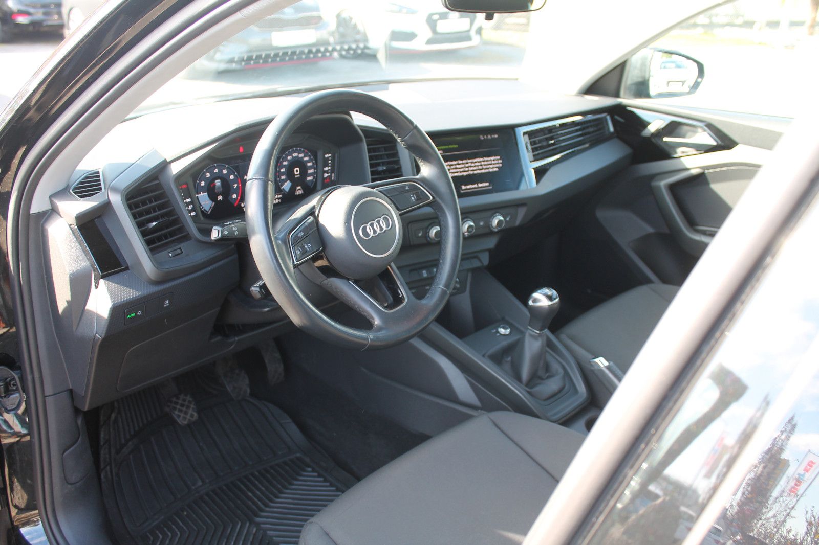 Audi A1 Sportback - Samsaru's Car Outlet