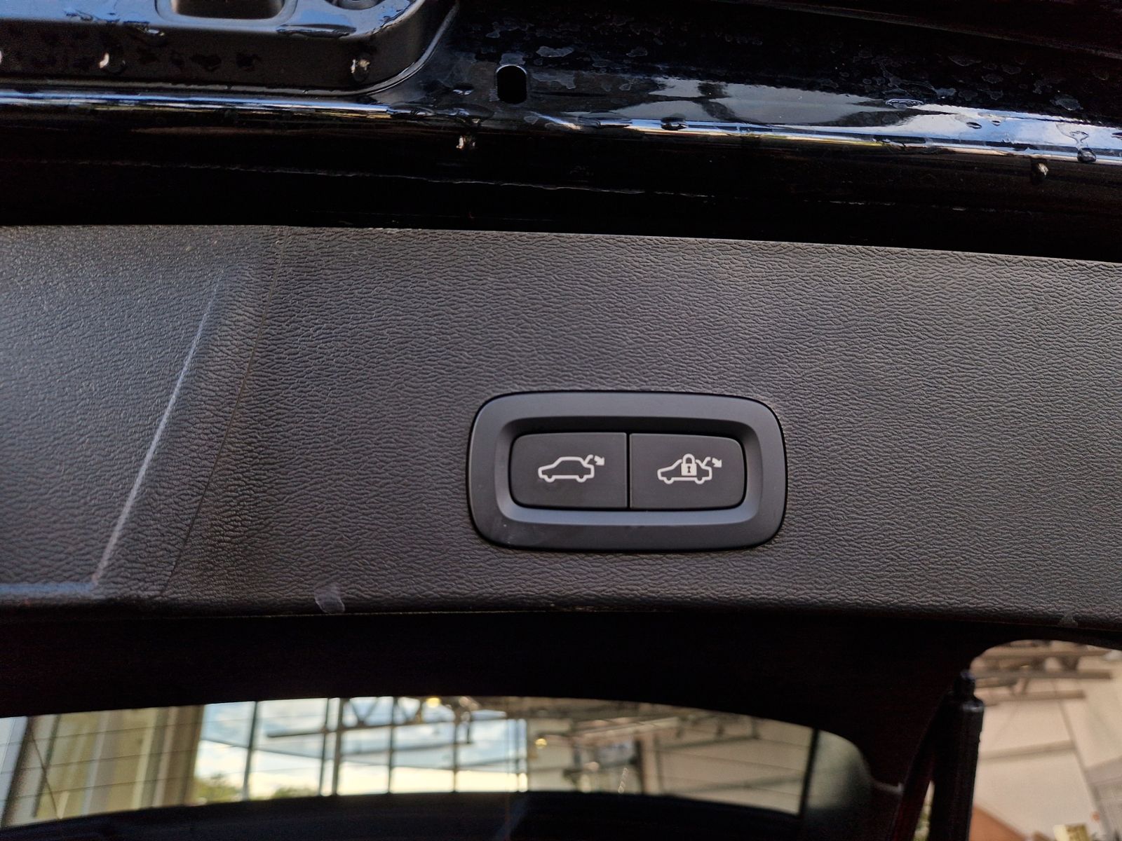 Volvo XC40 Ultra Dark PANO KLIMA ALU AHK NAVI