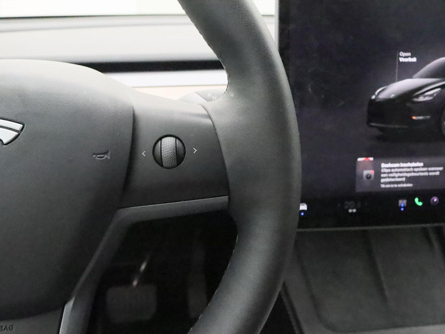 Tesla Model Y Long Range AWD 75kWh 351pk AMD RYZEN HW4
