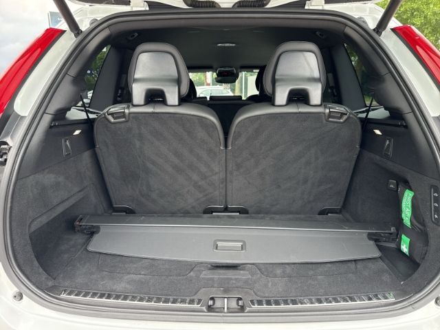 Volvo XC90 R Design B5 - Samsaru's Car Outlet