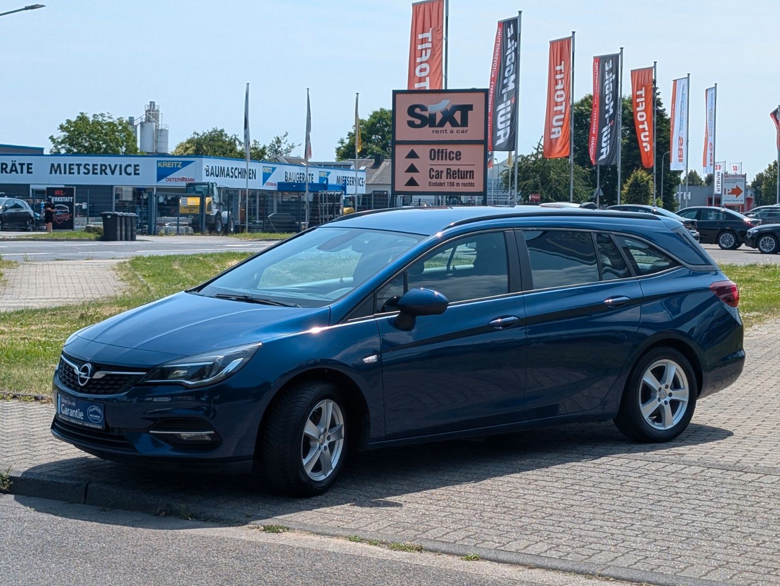 Opel Astra K Sports Tourer Business - Samsaru's Car Outlet