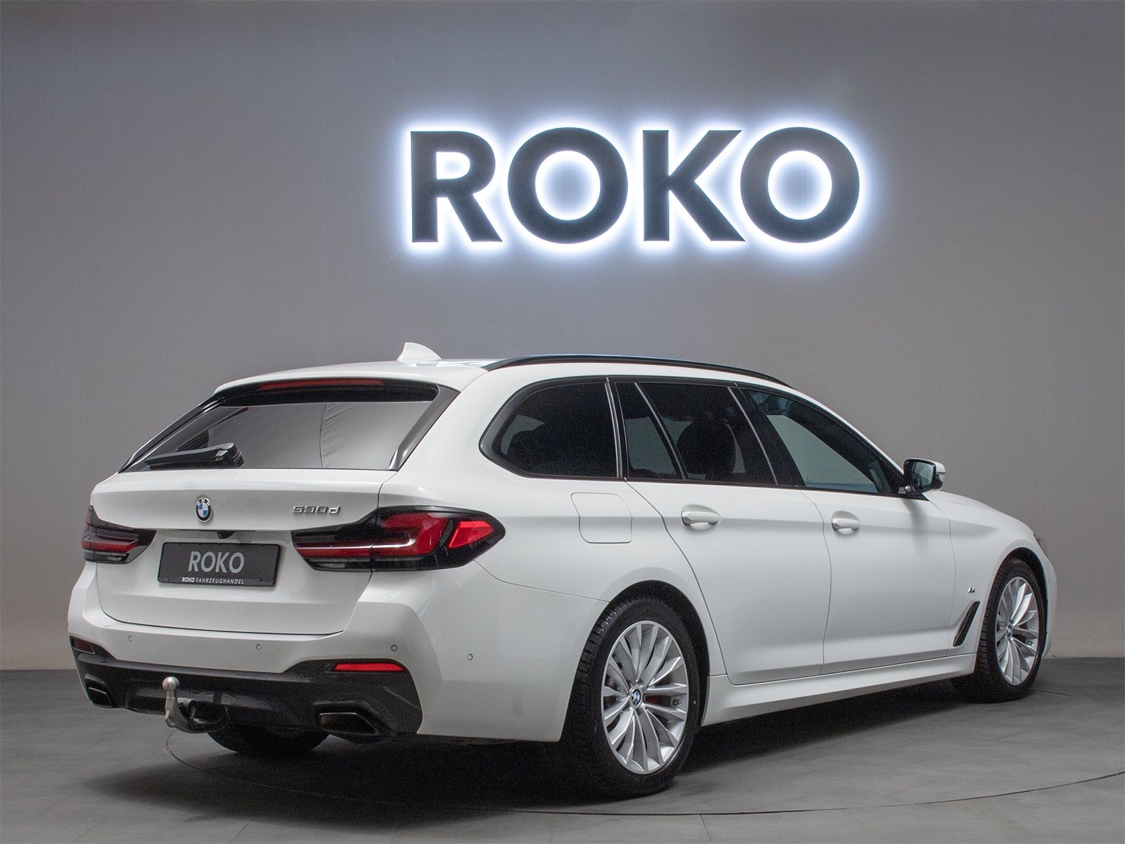 BMW 530d M-Sport H&K Laser HuD SoftCl.360°StandH.AHK