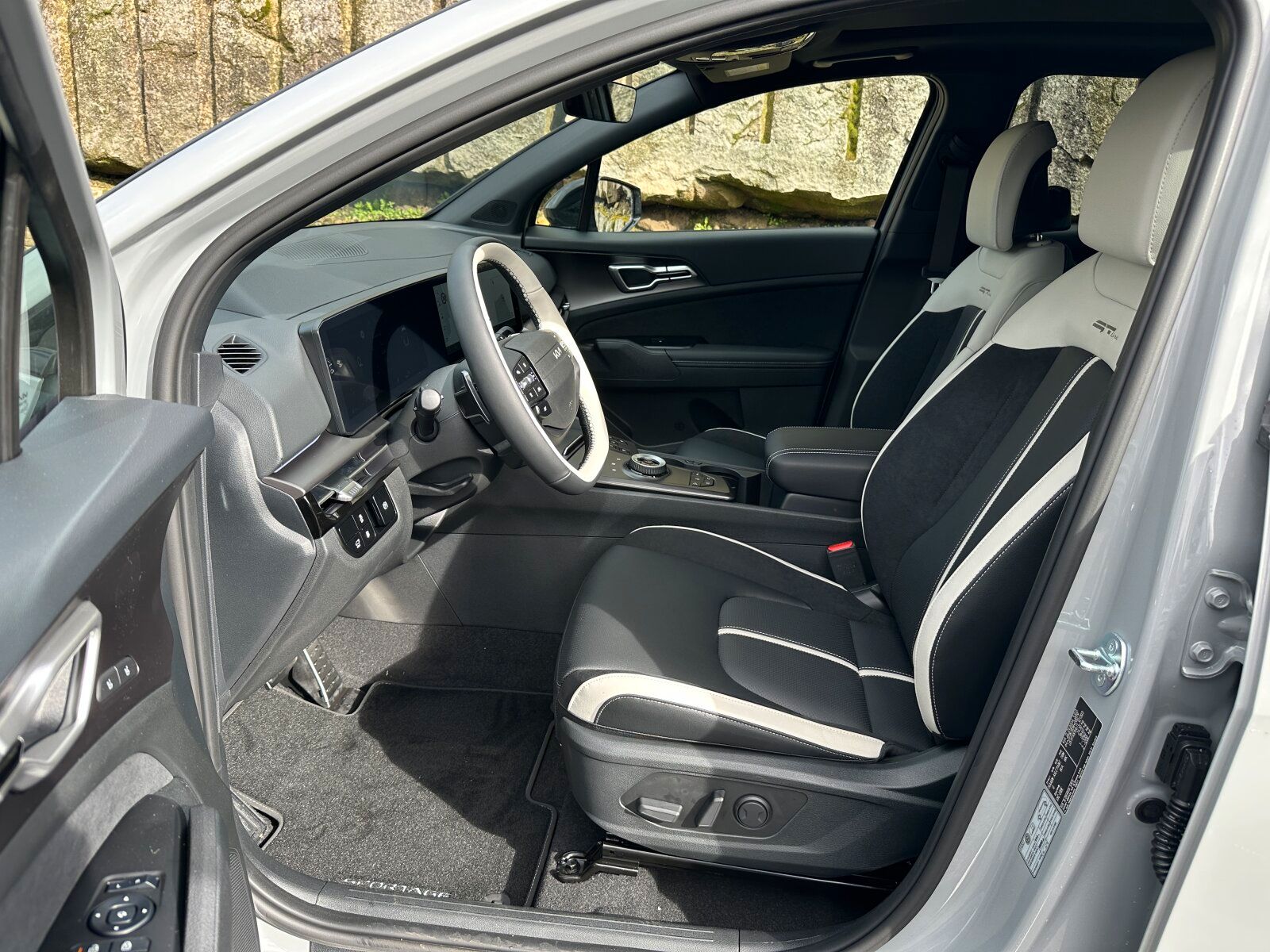 Kia SPORTAGE 1.6T PHEV AWD GT-LINE+HUD+360+PANO+AHK