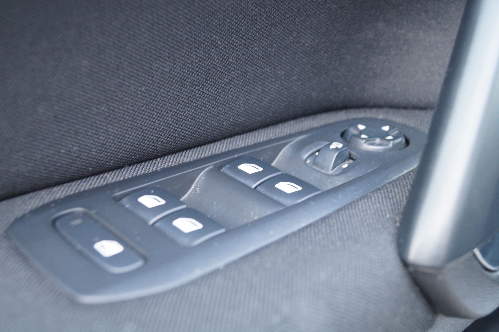 Peugeot 308 SW Active - Samsaru's Car Outlet