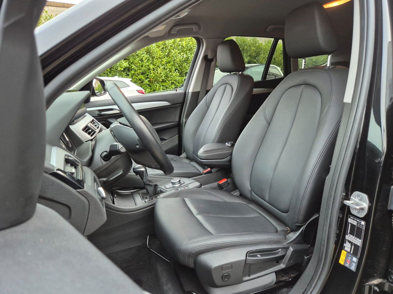 BMW X1 xDrive25e 4WD HYBRID - Samsaru's Car Outlet