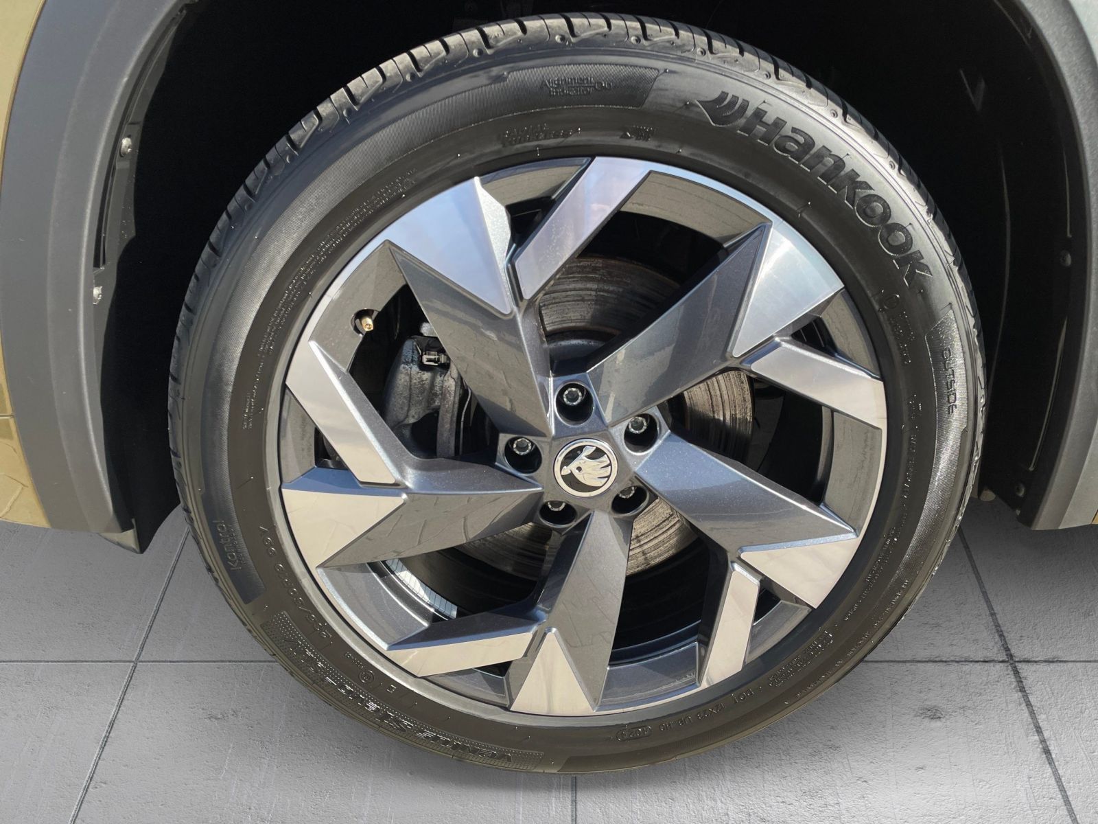 Skoda Kodiaq Sportline 2.0 TDI 142kW DSG 4x4 AHK ACC L