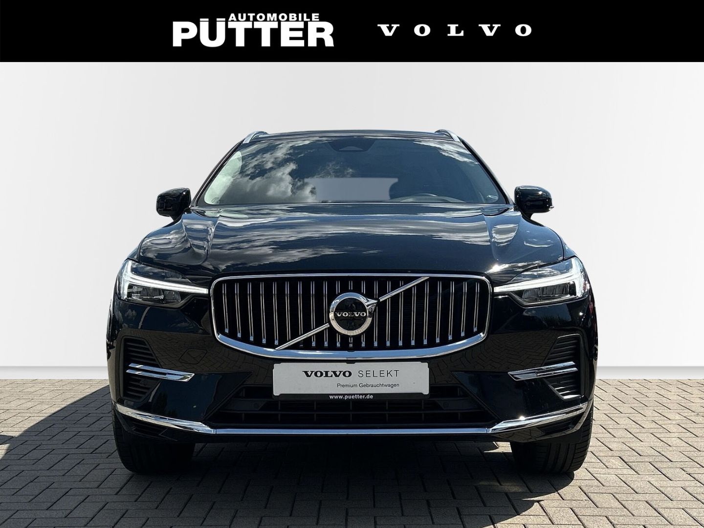 Volvo XC60 Recharge T6 AWD Inscription - Samsaru's Car Outlet