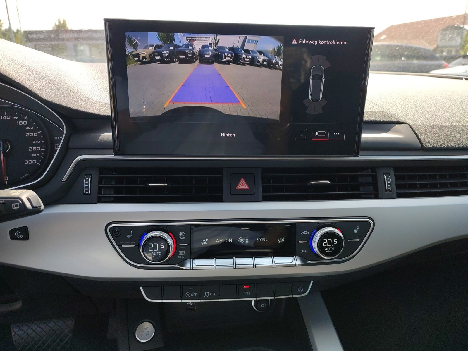 Audi A4 Avant 35 TFSI S line - Samsaru's Car Outlet