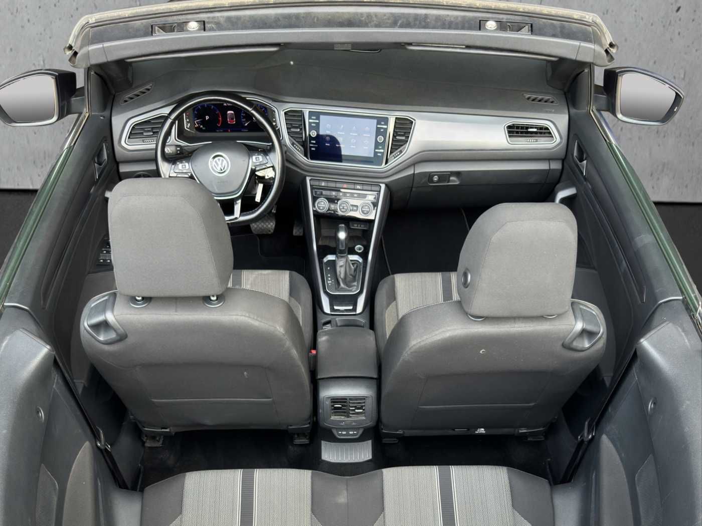 Volkswagen T-Roc 1.5 Style - Samsaru's Car Outlet