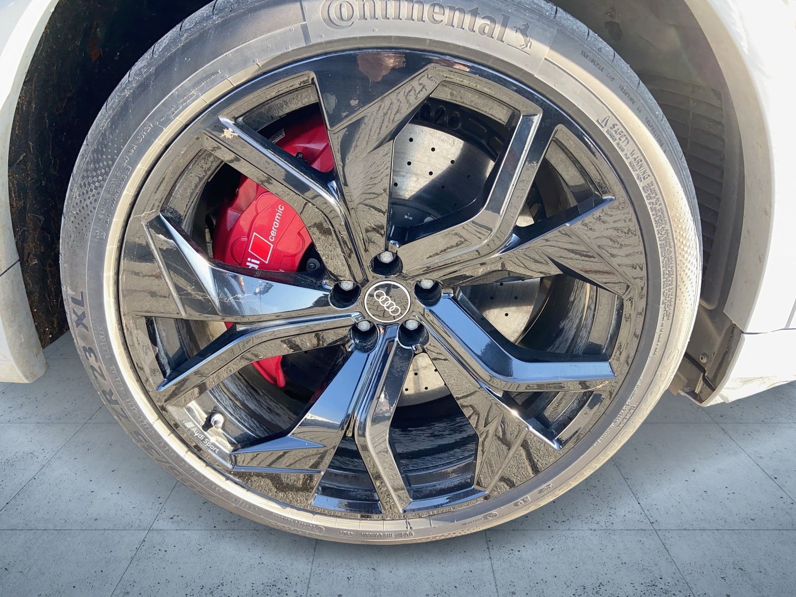 Audi RS Q8 SUV tiptr Matrix Pano HUD AHK 360 3xKlima