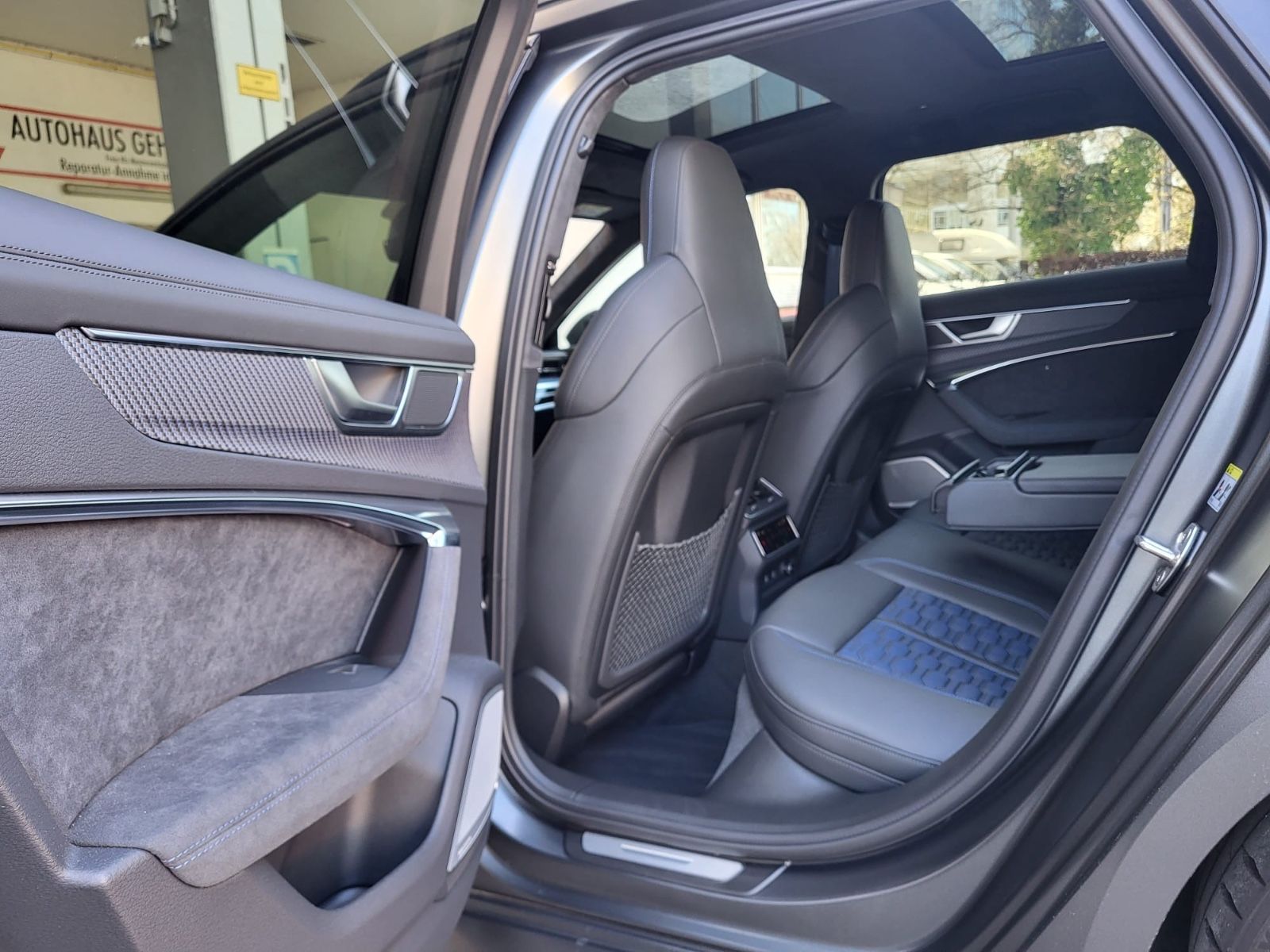 Audi RS6 Avant 4.0 TFSI qu performance Keram Pano B&O