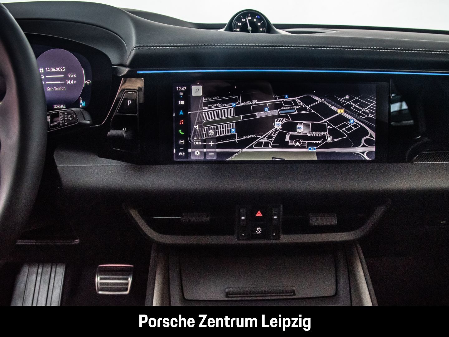 Porsche Macan Turbo Burmester InnoDrive AR-HeadUp
