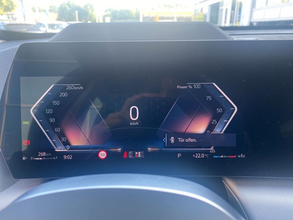 BMW X1 xDrive20d LiveCockpitPro - Samsaru's Car Outlet