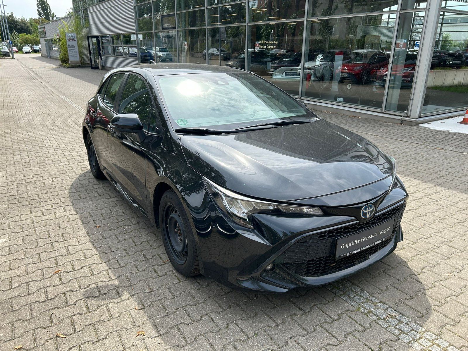 Toyota Corolla 1,8 Hybrid  Business Edition *WKR*1.HAND