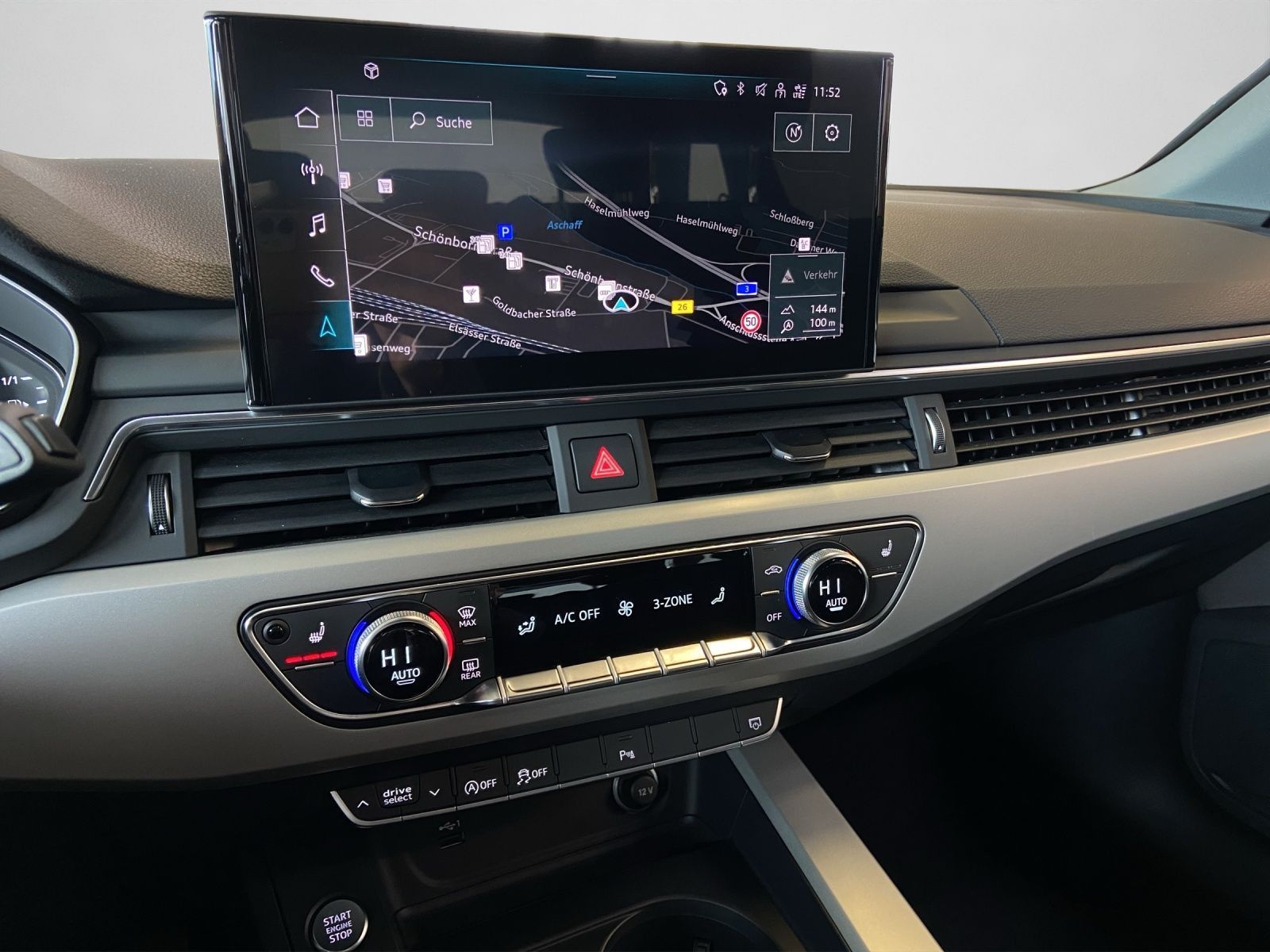 Audi A4 Avant 40 TFSI S tronic - Samsaru's Car Outlet