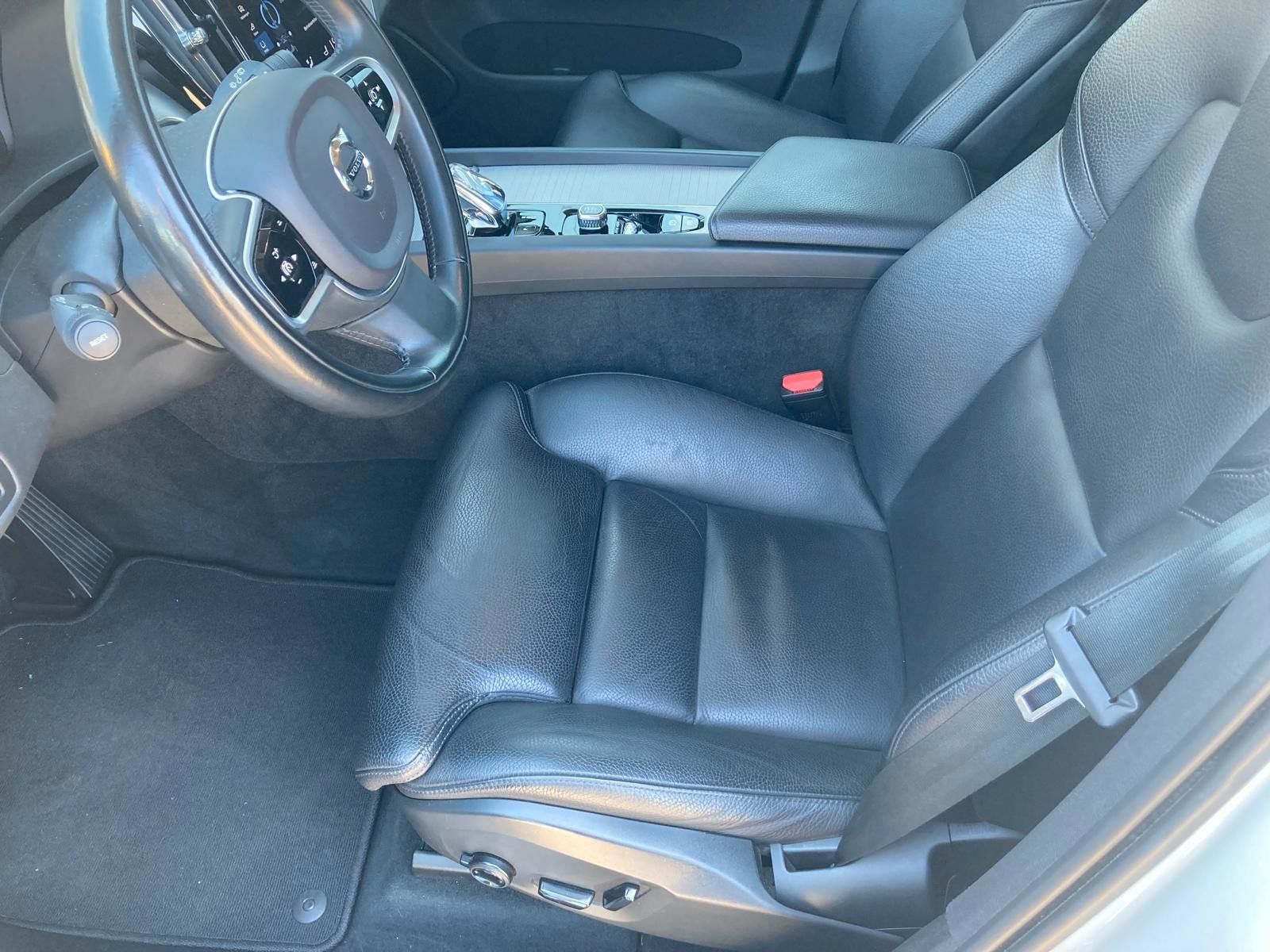 Volvo XC 60 B4 Inscription AWD - Samsaru's Car Outlet