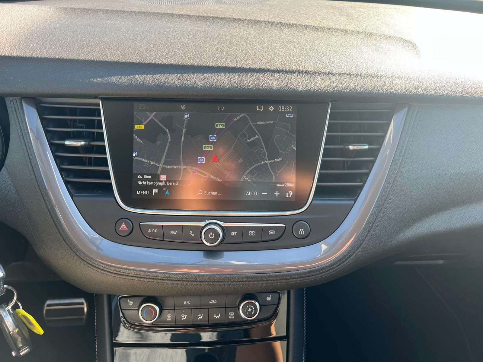 Opel Grandland X 2.0 D 120 Jahre Aut. - Samsaru's Car Outlet