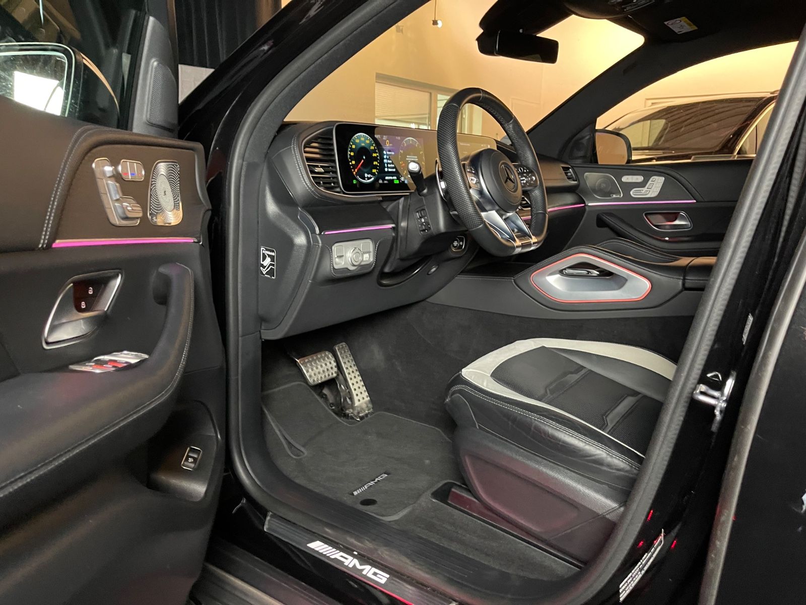 Mercedes-Benz GLE63 AMG S / Coupe / Junge Sterne NEU / MY 23